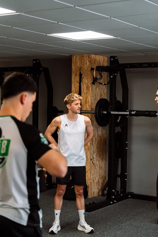 Espai 8 - Centre D'entrenament I Readaptació gimnasio interior